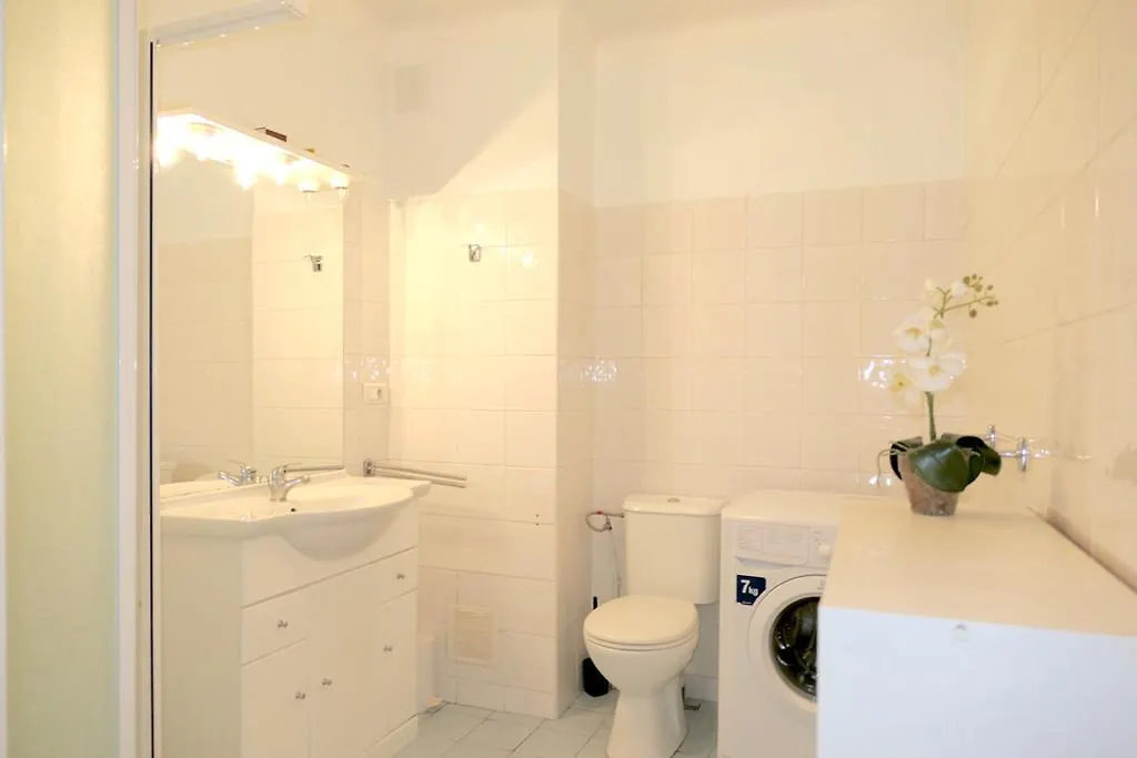 Apartment Ferienwohnung Victor Hugo Cezanne Cannes